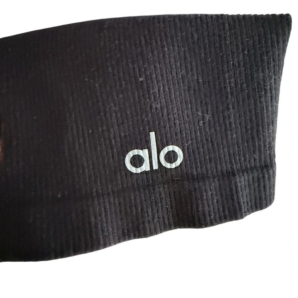 ALO Yoga provides seamless versatile